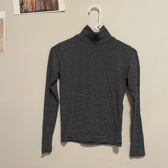 Women’s Turtleneck Sweater Navy Blue And White - Picture 1 of 2